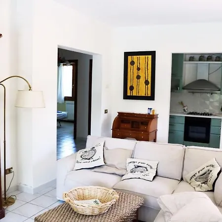 Francesca Albarella Island