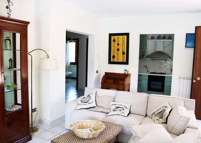 Francesca Albarella Island